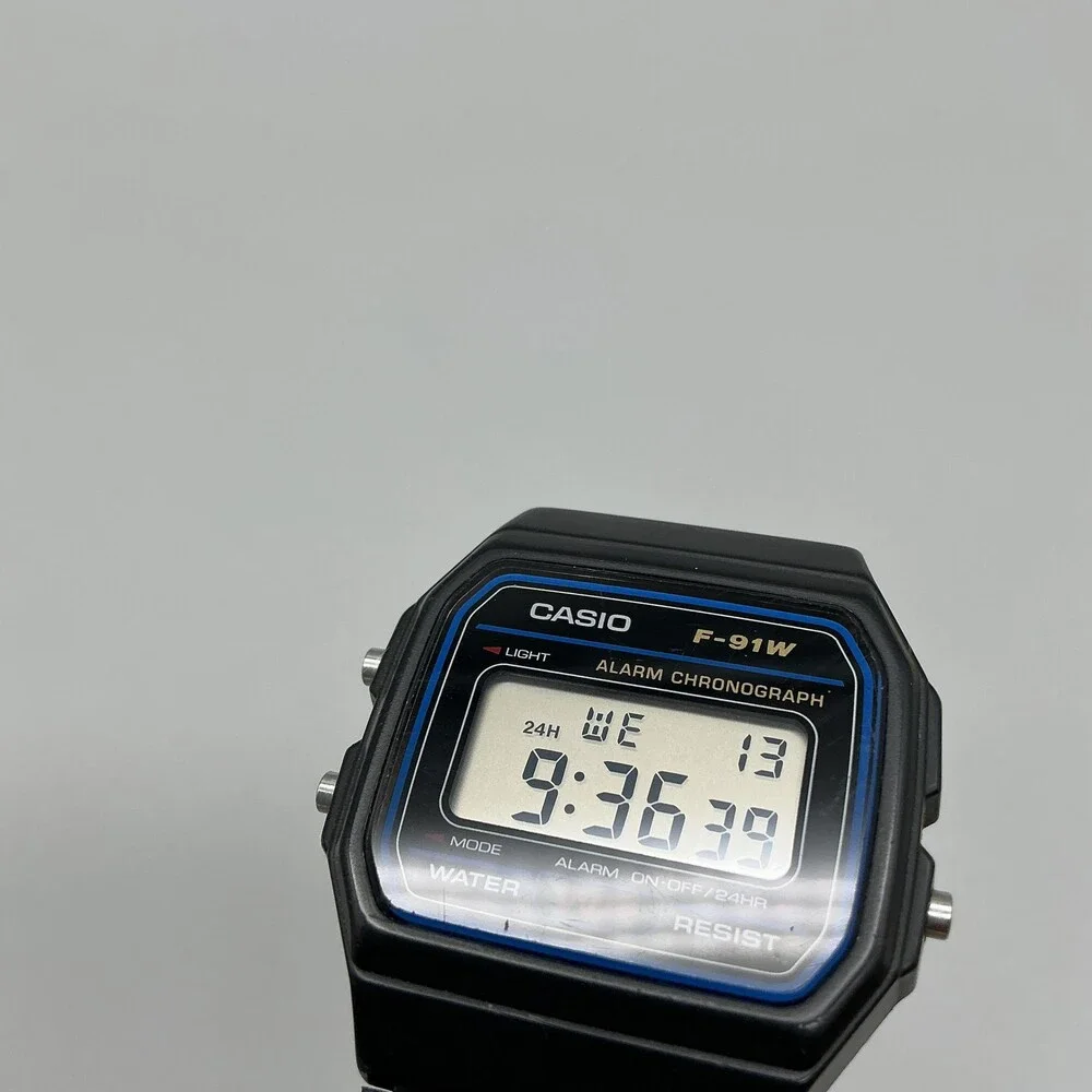 Casio 593 F-91W Mens Watch 35mm Digital Gray Dial Black Resin Alarm Chronograph